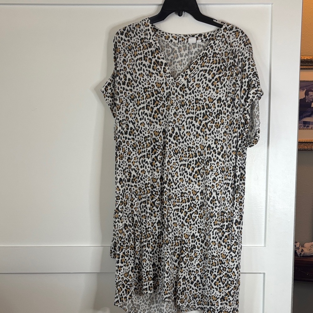 GAP Animal Print V-Neck Dress size XL in good condition
